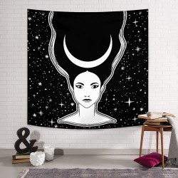 Moon Woman Duvar Örtüsü Moon Woman Duvar Örtüsü