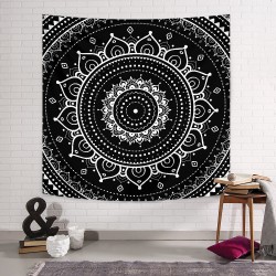 Dark Mandala Duvar Örtüsü Dark Mandala Duvar Örtüsü