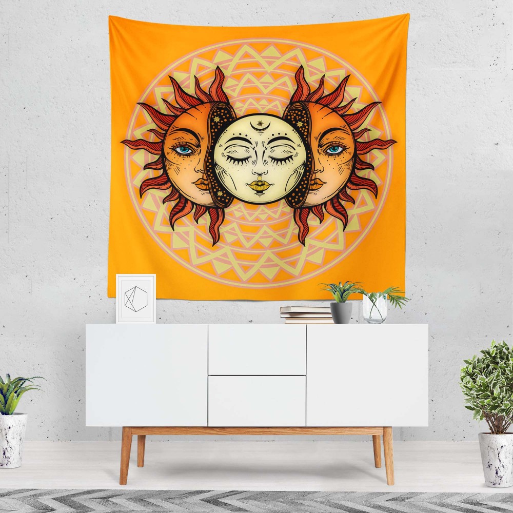 Orange Sun and Moon Duvar Örtüsü