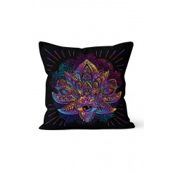 K-270 Lola Eyes Çift Tarafı Baskılı Kırlent Kılıfı K-270 Lola Eyes Çift Tarafı Baskılı Kırlent Kılıfı