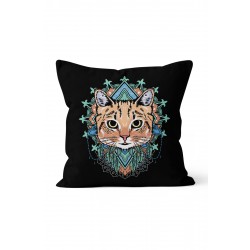 K-706 Black Cat Turkuaz Çift Tarafı Baskılı Kırlent Kılıfı K-706 Black Cat Turkuaz Çift Tarafı Baskılı Kırlent Kılıfı