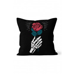 K-880 İskelet Eli ve Gül Çift Tarafı Baskılı Kırlent Kılıfı K-880 İskelet Eli ve Gül Çift Tarafı Baskılı Kırlent Kılıfı