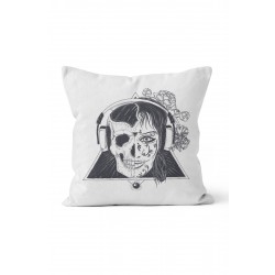 K-897 Kuru Kafa Kız Çift Tarafı Baskılı Kırlent Kılıfı K-897 Kuru Kafa Kız Çift Tarafı Baskılı Kırlent Kılıfı